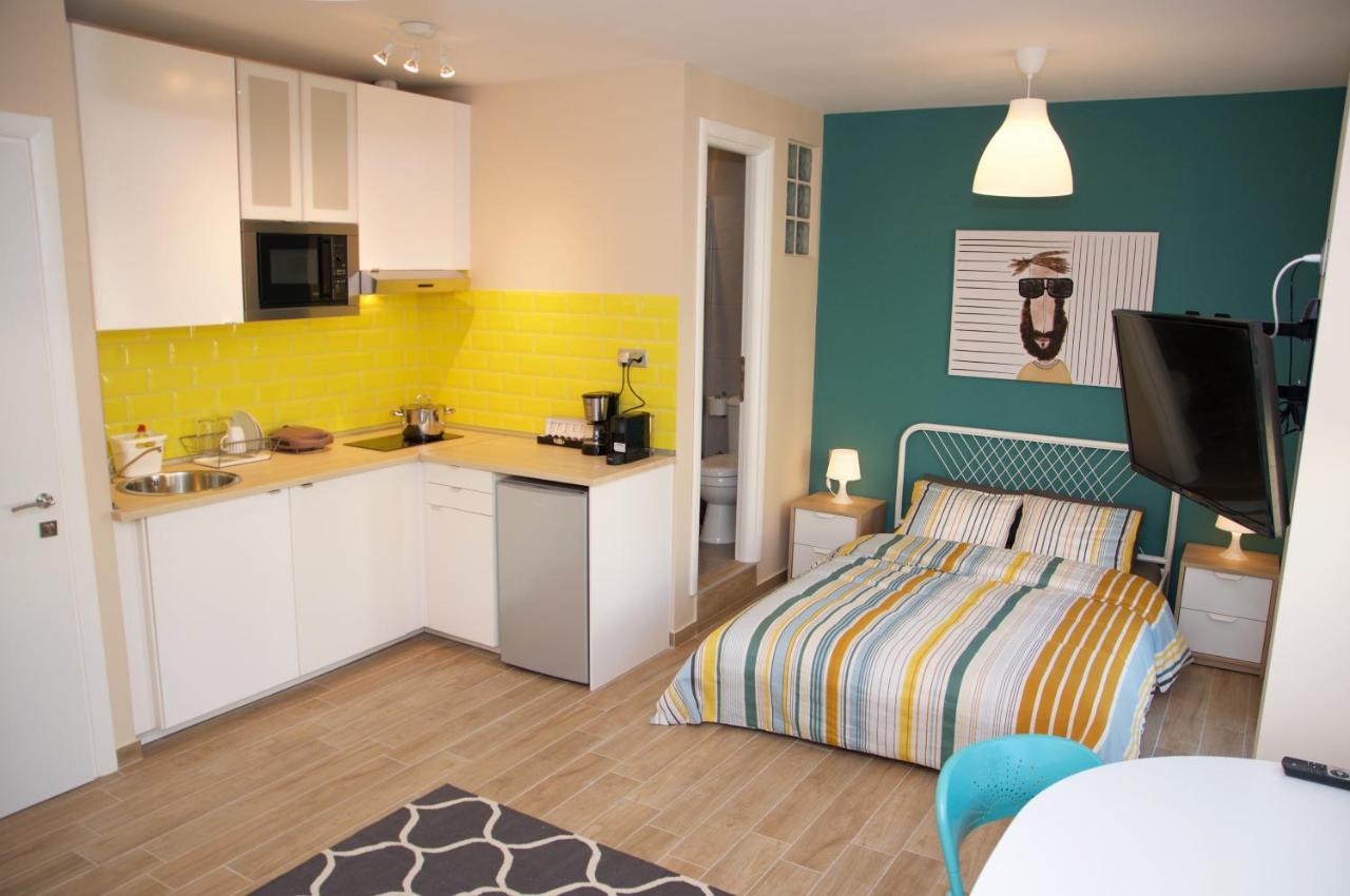 Super Cute & Cozy Mini Studios In City Center Thessaloniki Exterior photo